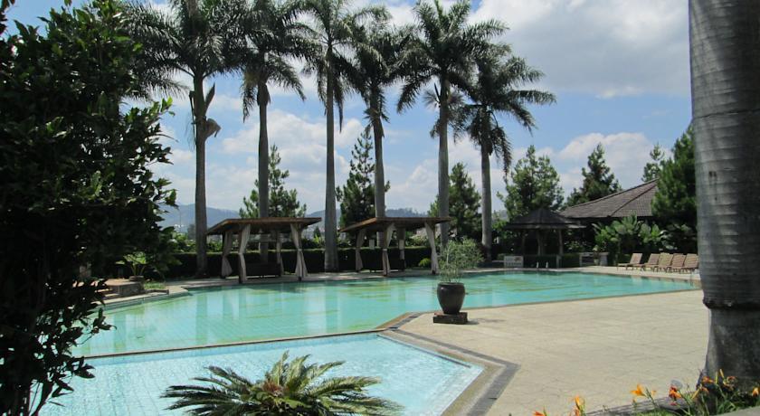 Puteri Gunung Hotel Lembang Kültér fotó