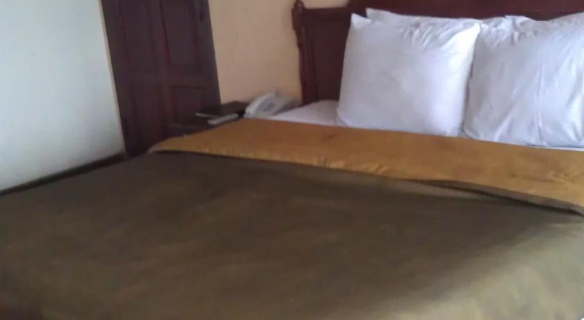 Puteri Gunung Hotel Lembang Kültér fotó