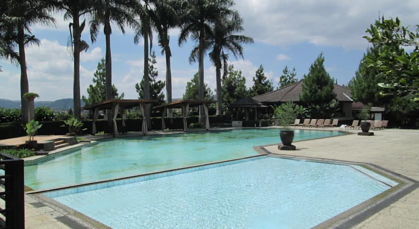 Puteri Gunung Hotel Lembang Kültér fotó