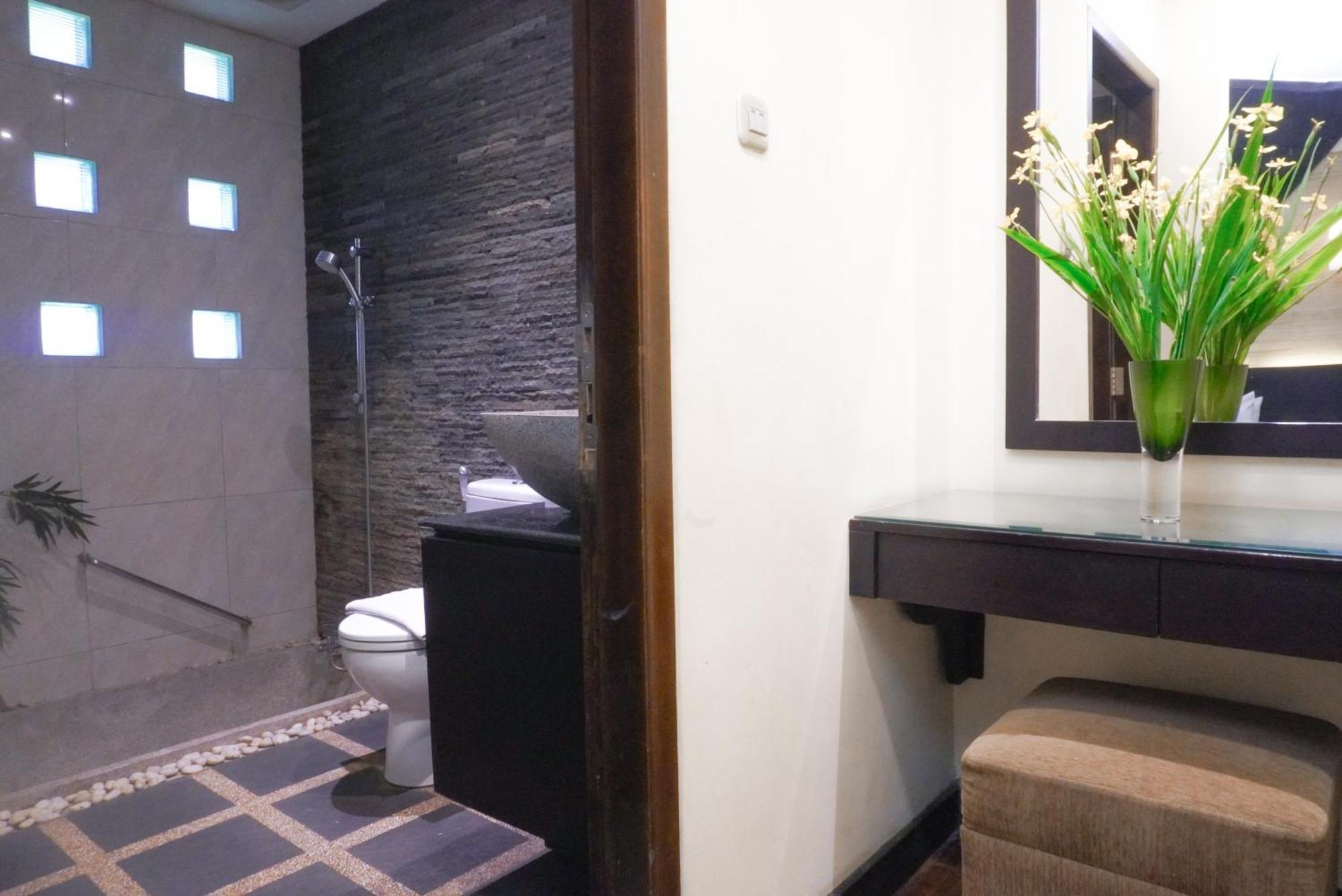 Puteri Gunung Hotel Lembang Kültér fotó