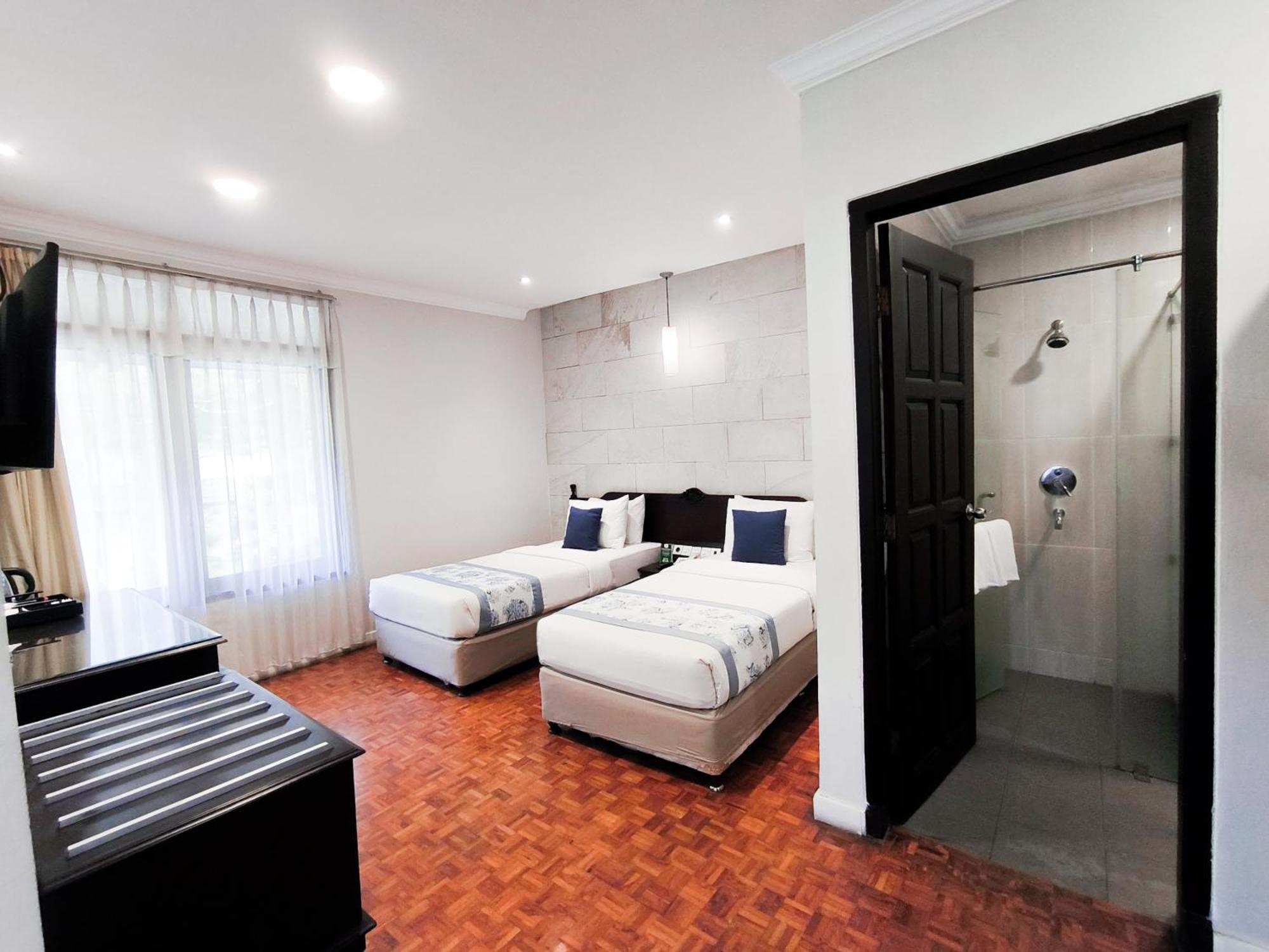 Puteri Gunung Hotel Lembang Kültér fotó