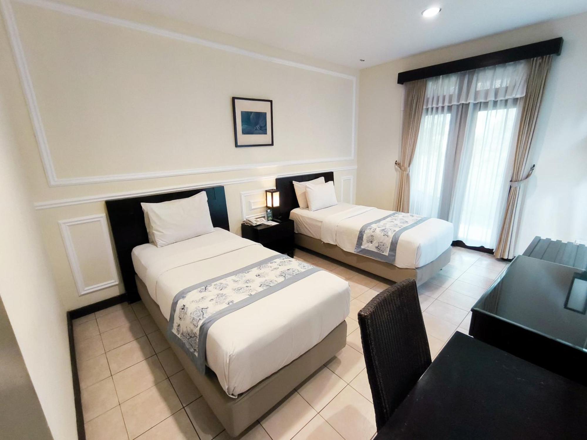 Puteri Gunung Hotel Lembang Kültér fotó