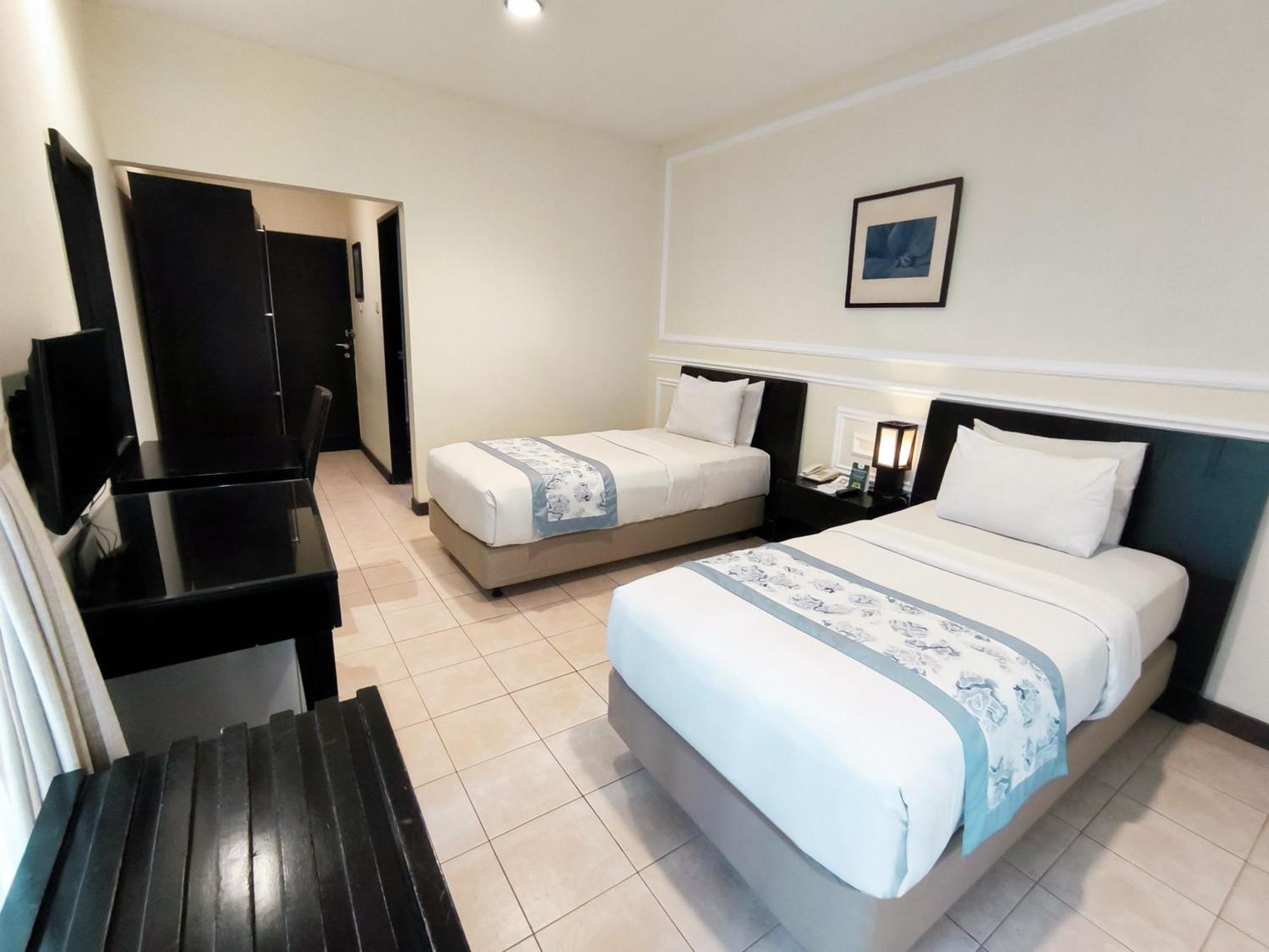 Puteri Gunung Hotel Lembang Kültér fotó